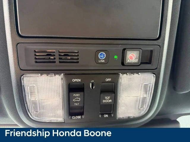 Used 2021 Blue Honda Touring image 34