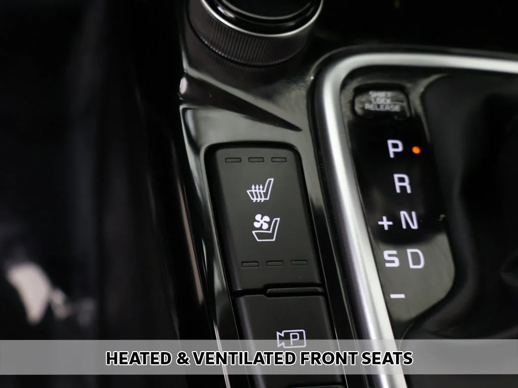 Certified Used 2024 Gray Kia SX image 9