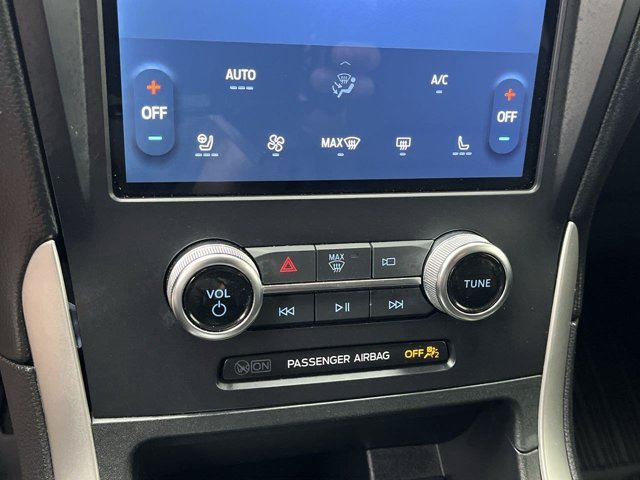 Used 2024 Star White Metallic Tri-Coat Ford SEL image 26