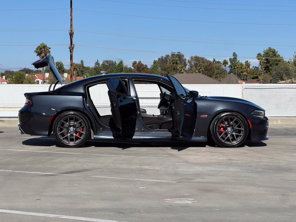 Used 2016 Steel Metallic Dodge R/T Scat Pack image 29