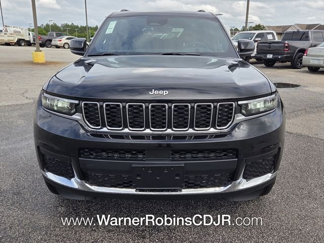 New 2026 Bright White Clear-Coat Exterior Paint Jeep Limited image 2