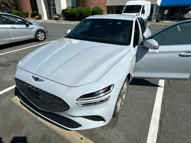 2022 Genesis G70