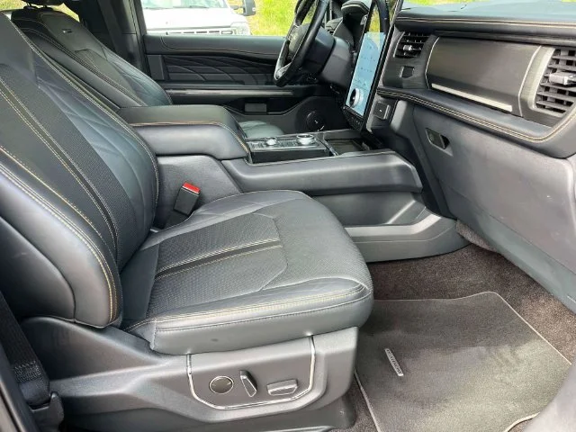 Used 2023 Red Ford Platinum image 26