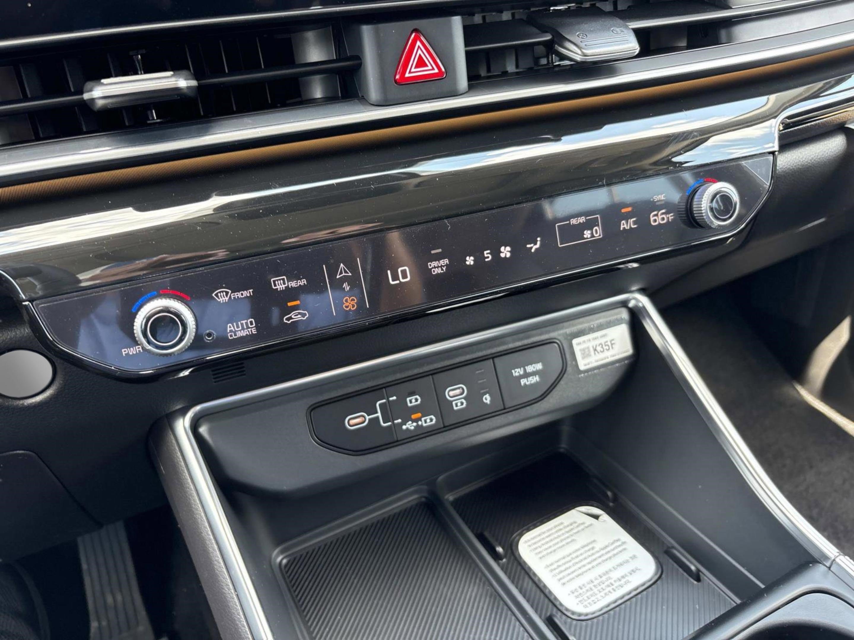 New 2026 Ceramic Silver Kia SX Prestige image 27
