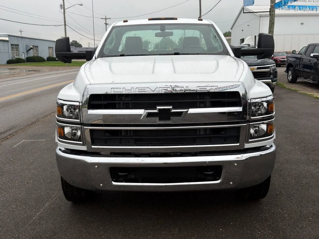 Used 2023 Summit White Chevrolet Work Truck image 14