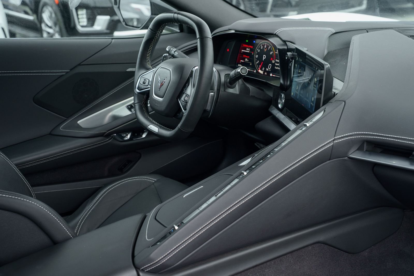 Used 2024 White Chevrolet Z06 image 20