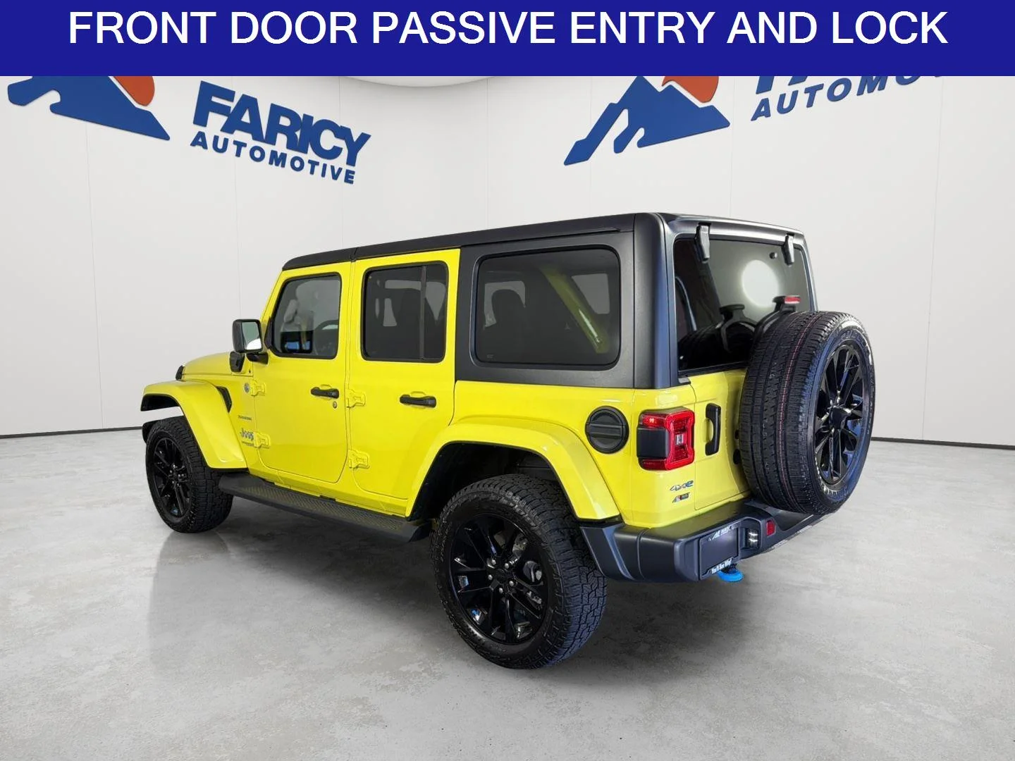 Used 2022 High Velocity Clearcoat Jeep Unlimited Sahara image 7