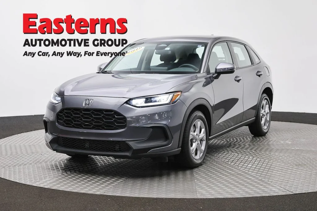 Used 2023 Gray Honda LX image 1