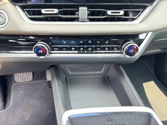 Used 2025 Gray Chevrolet LT image 41