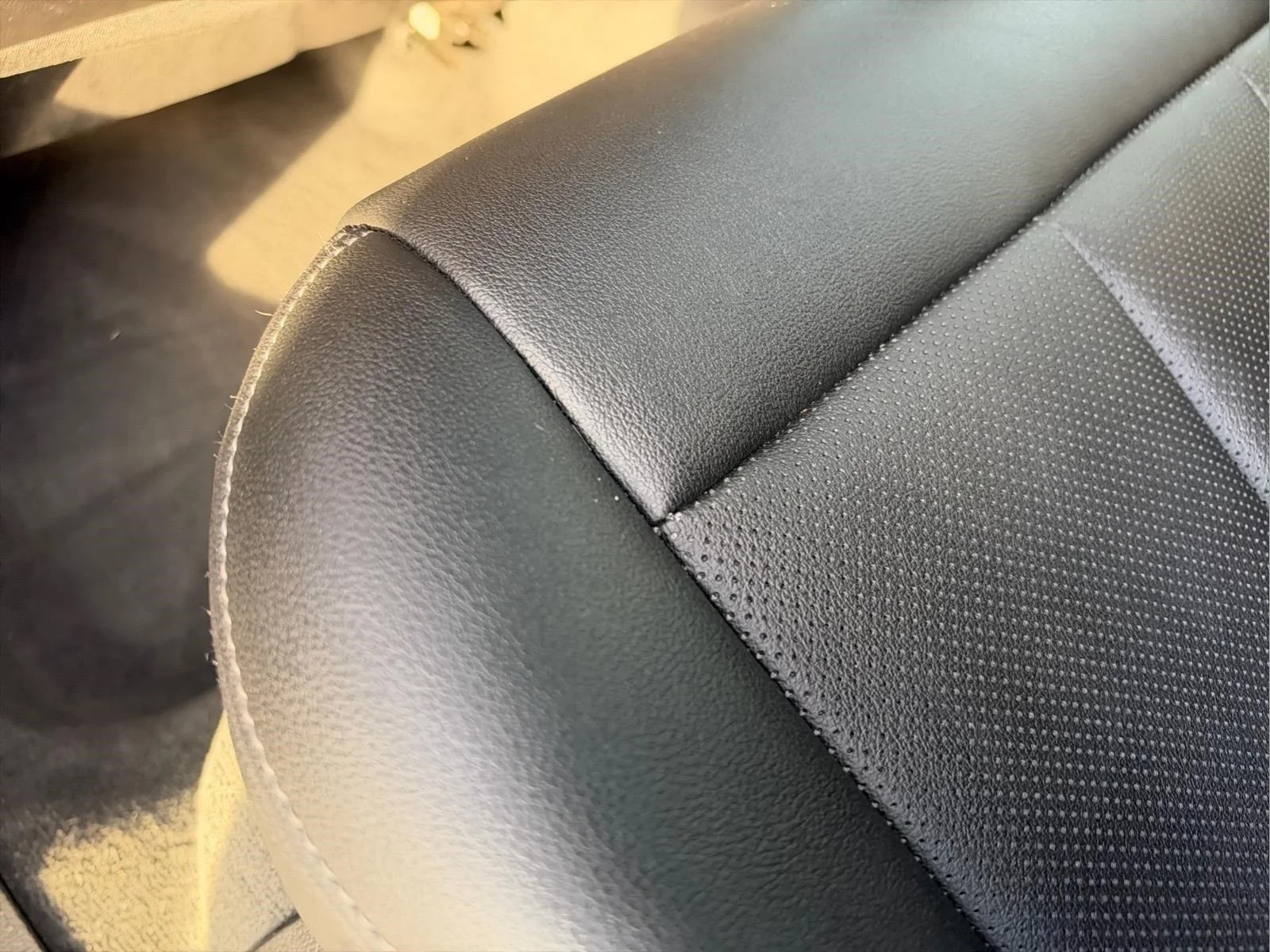 Used 2024 Dark Graphite Metallic BMW xDrive30i image 19