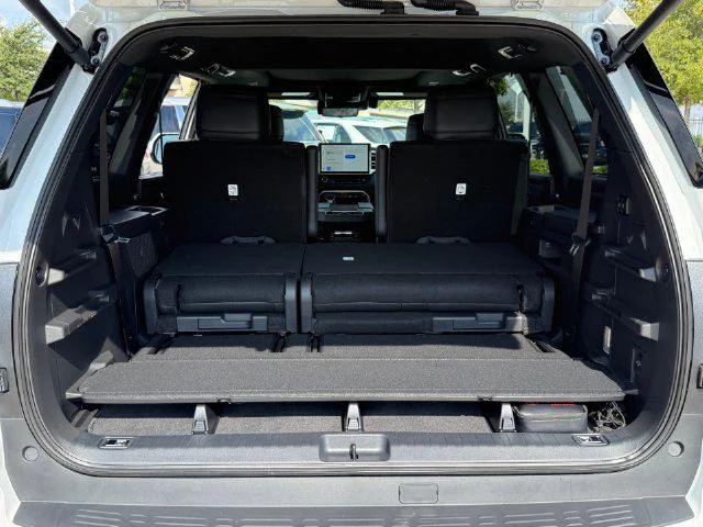 Certified Used 2026 WIND CHILL PEARL Toyota Platinum image 33