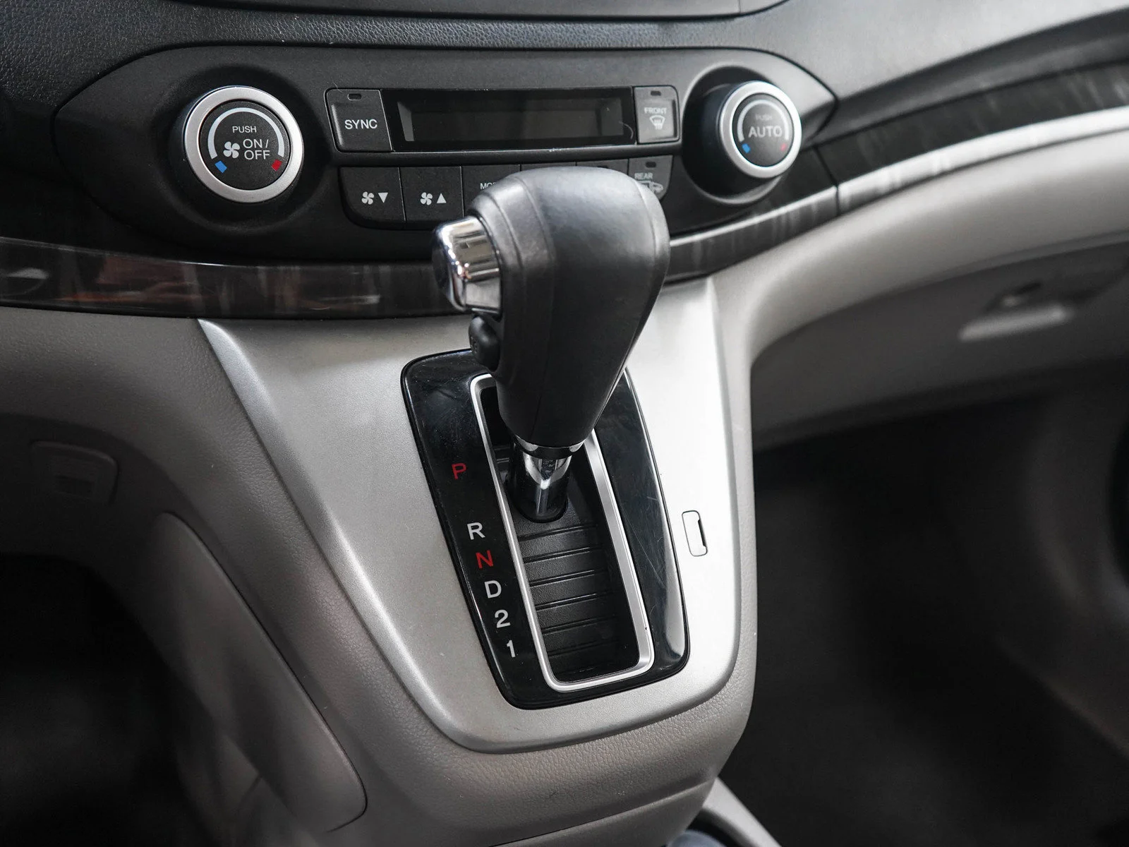 Used 2013  Honda EX-L image 21