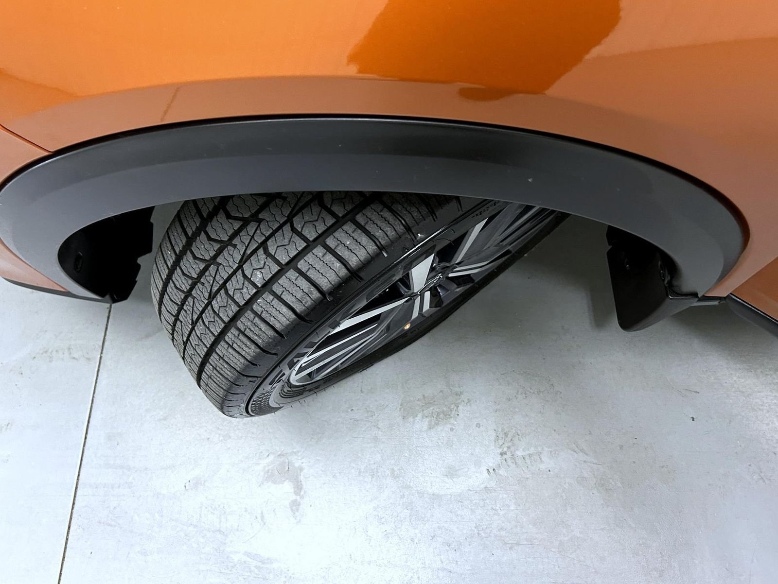 Used 2023 Orange Nissan SR image 23