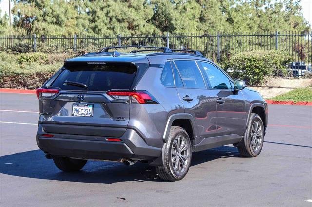 Certified Used 2024 MAGNETIC GRAY MET. Toyota  image 7