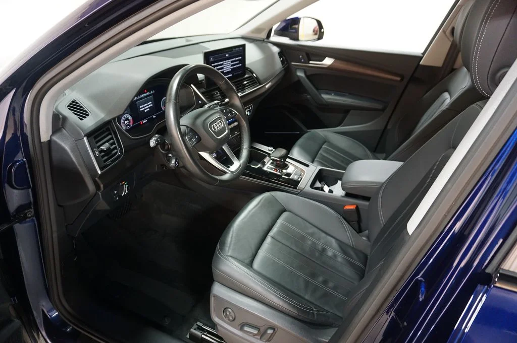 Used 2023 Navarra Blue Metallic Audi 45 S line Premium image 13