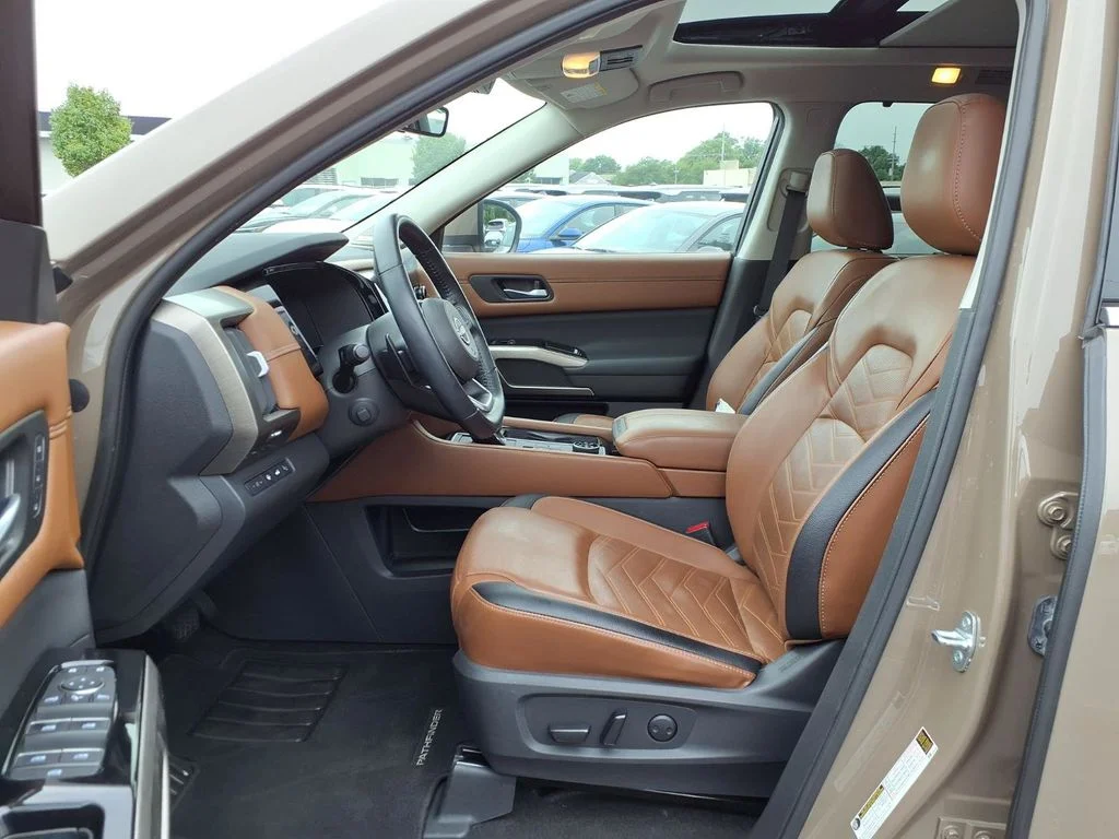 Used 2023 Baja Storm Nissan Platinum image 18