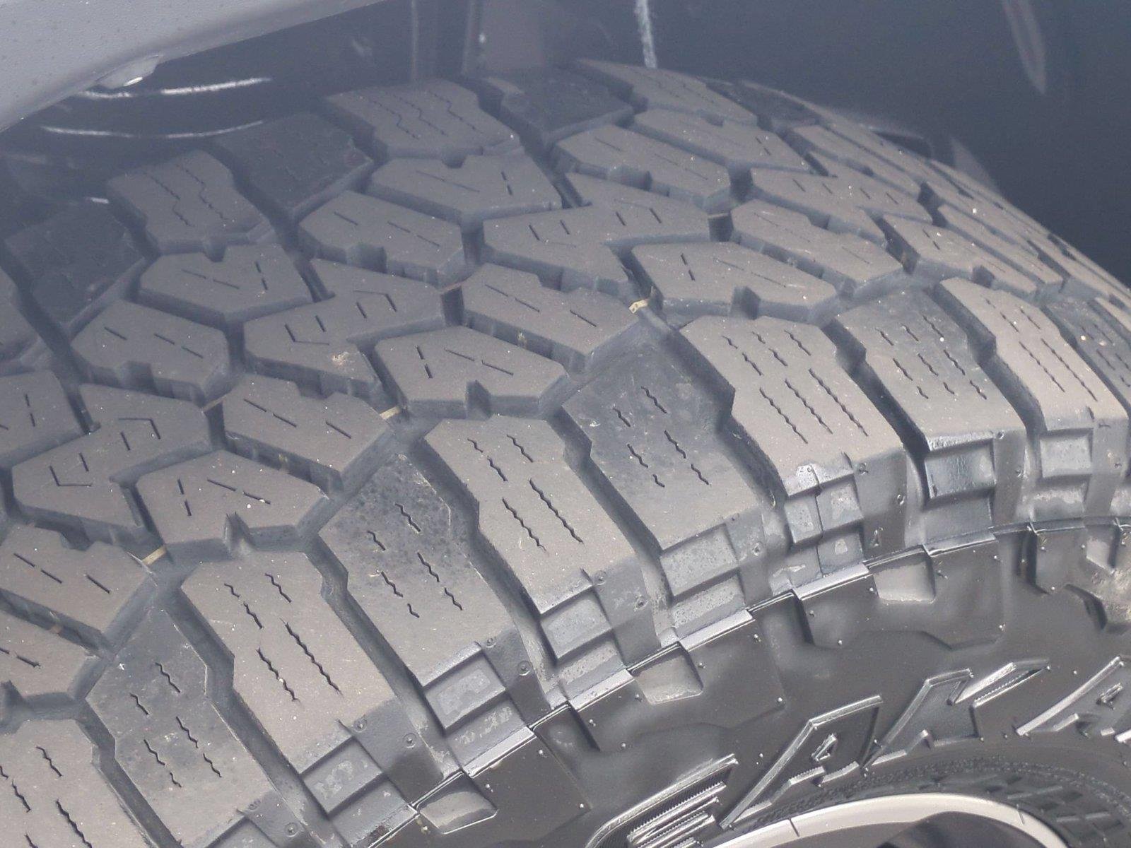 Used 2023 Bright White Clearcoat Jeep Rubicon image 13