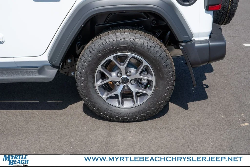 New 2026 Bright White Clear-Coat Exterior Paint Jeep Sport S image 13