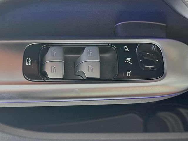 New 2026 Selenite Grey Metallic Mercedes-Benz C 300 image 18