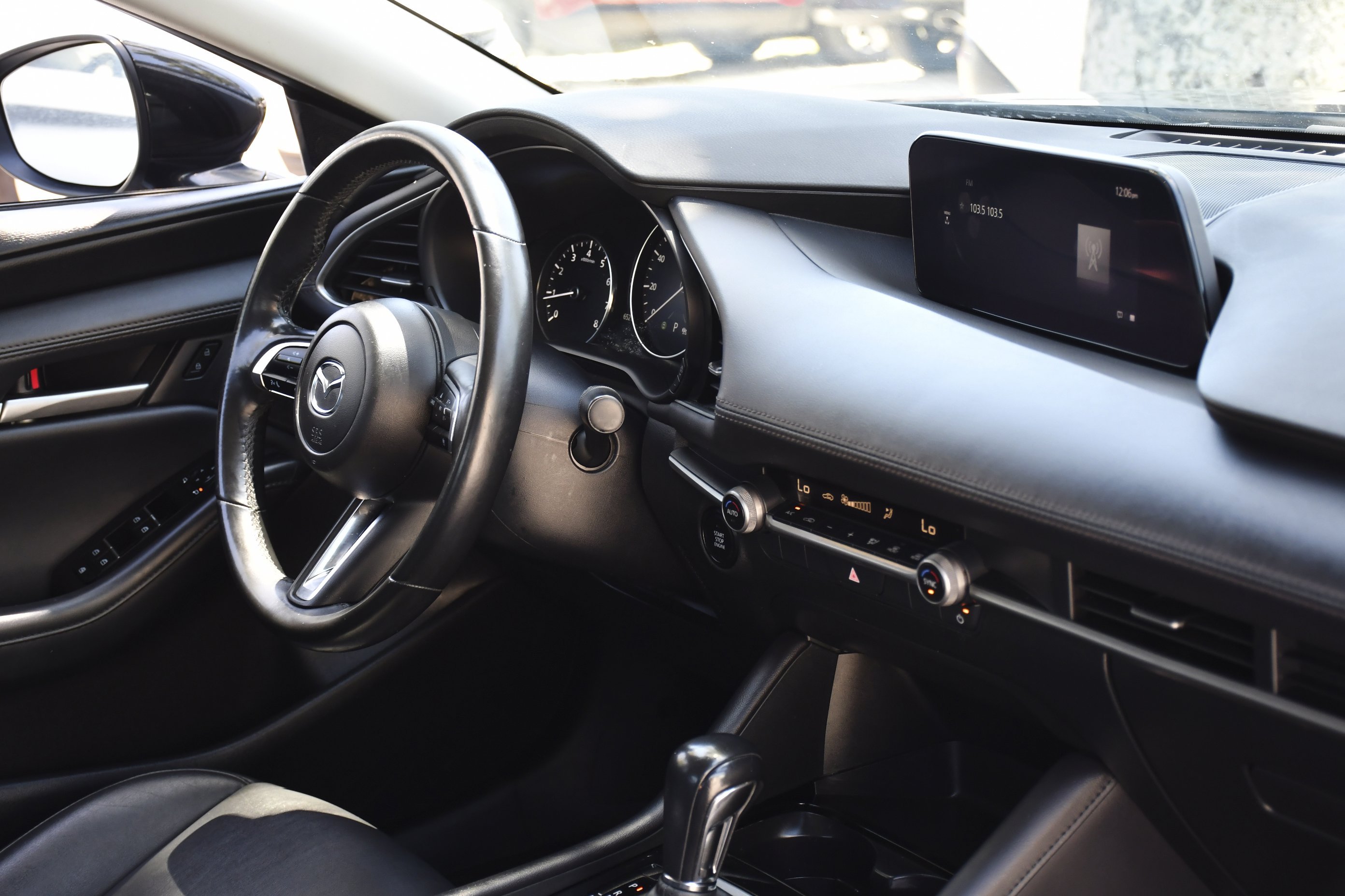Used 2024 Deep Crystal Blue Mica Mazda 2.5 S Select Sport image 27