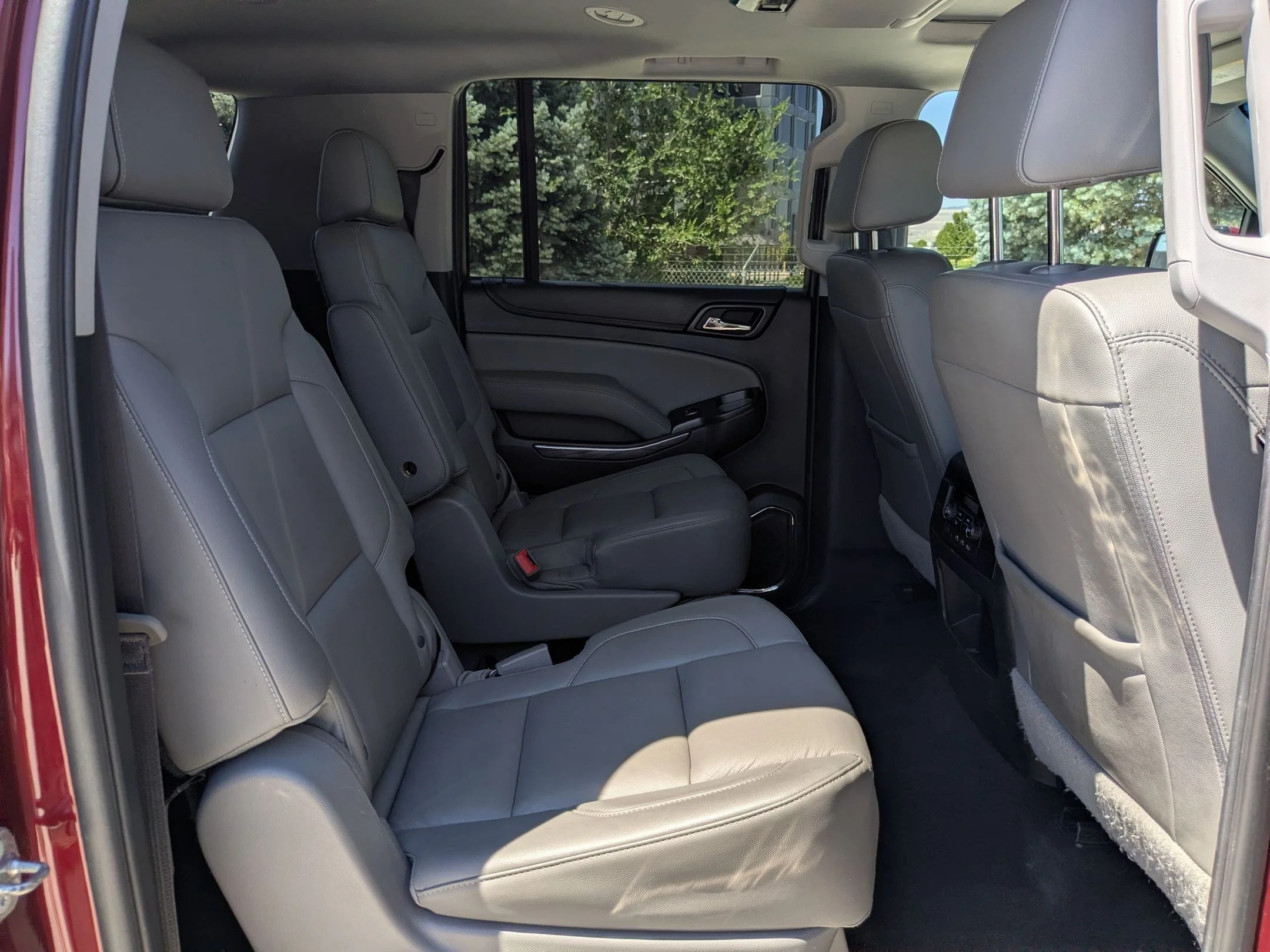Used 2017 Siren Red Tintcoat Chevrolet LT image 28