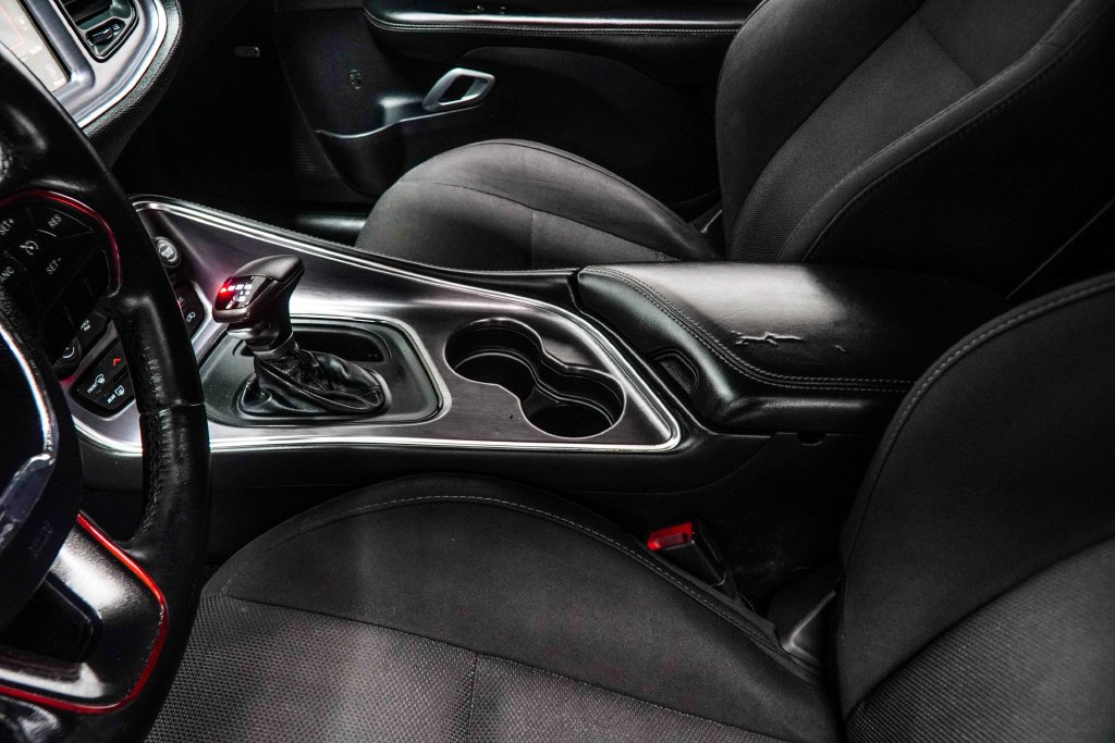 Used 2015 Black Dodge R/T Scat Pack image 20