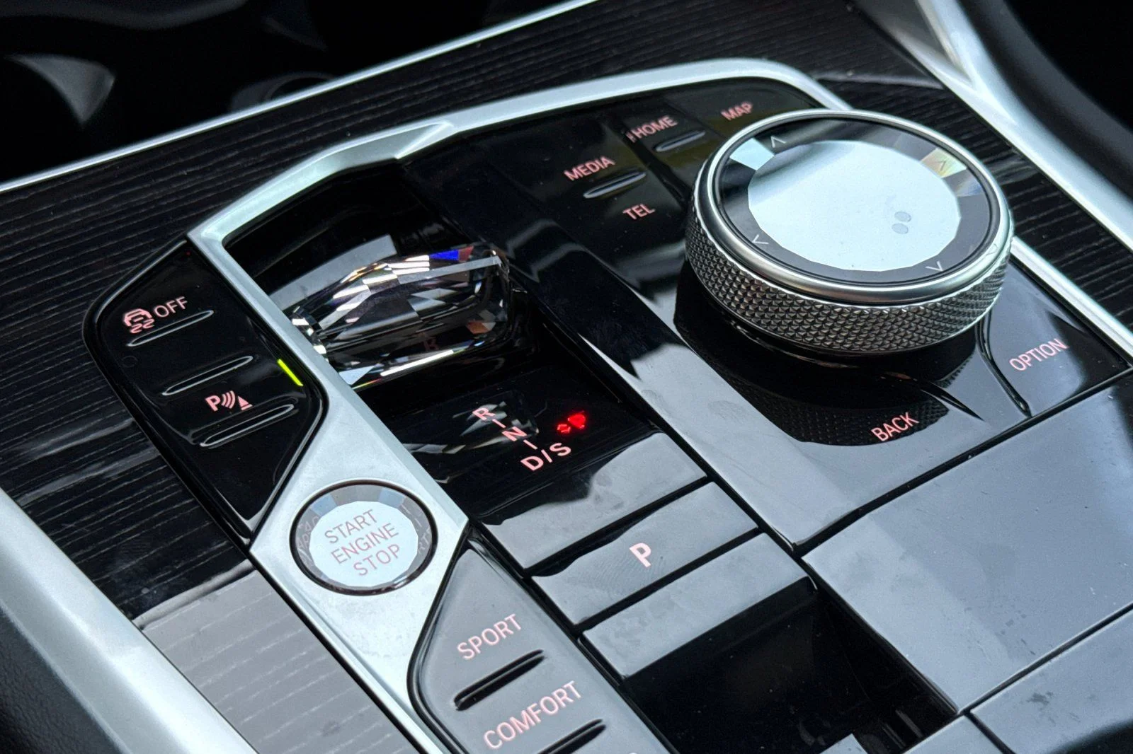 New 2026 Brooklyn Grey Metallic BMW M60i image 19