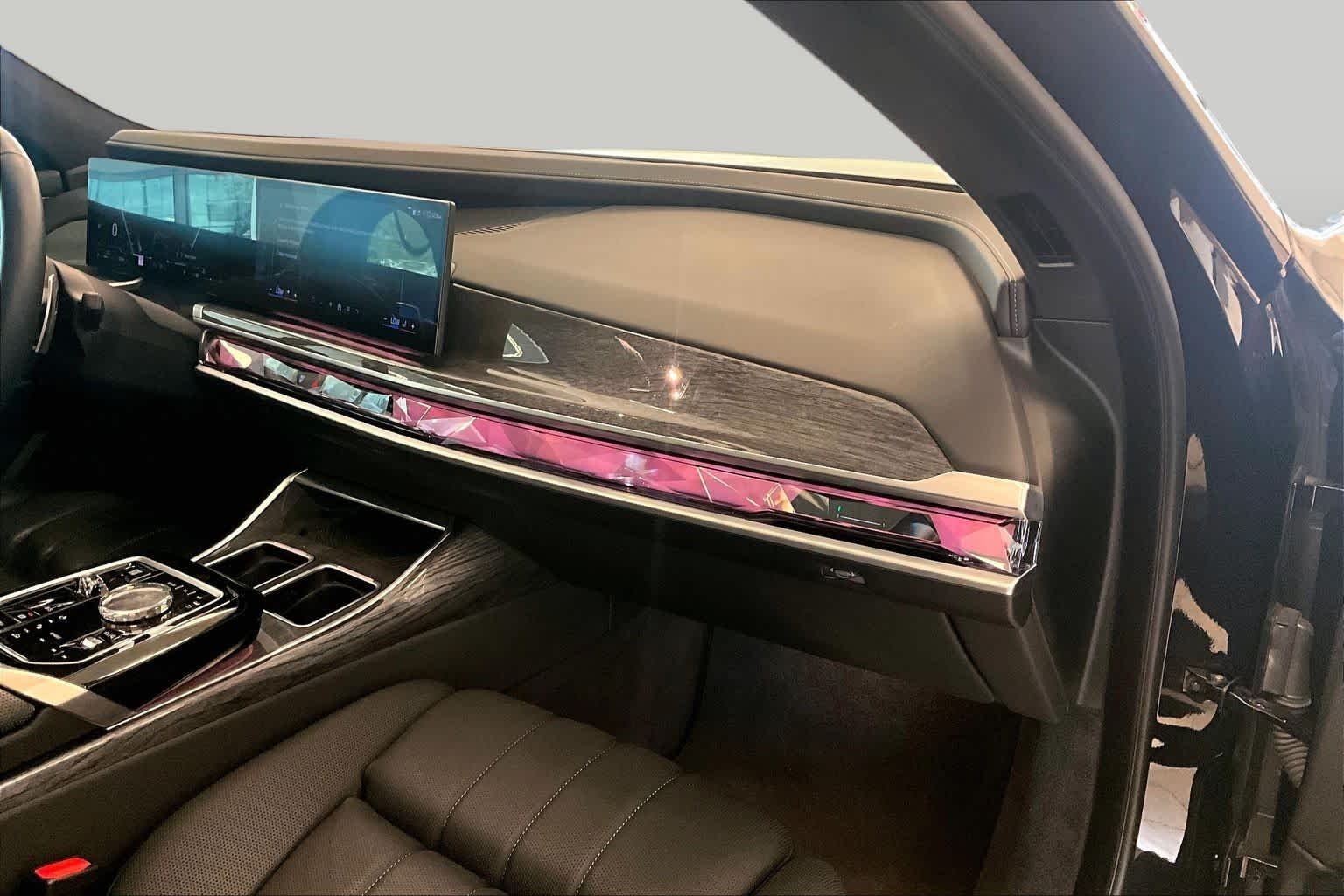Used 2023 Black Sapphire Metallic BMW 760i xDrive image 17