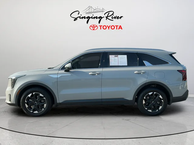 Used 2024 Gray Kia S image 4