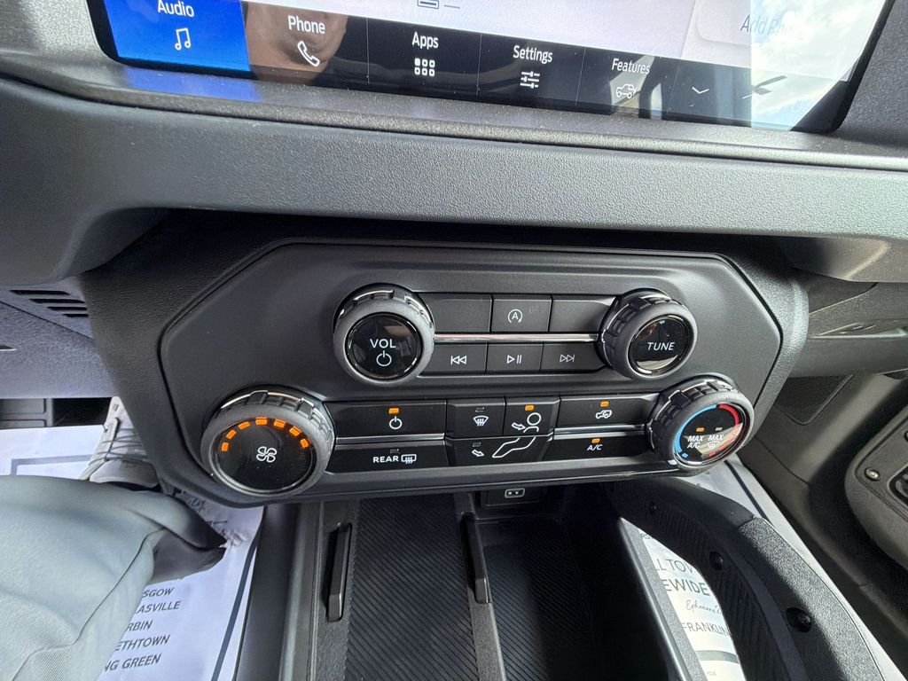 New 2026 Desert Sand Ford Badlands® image 24