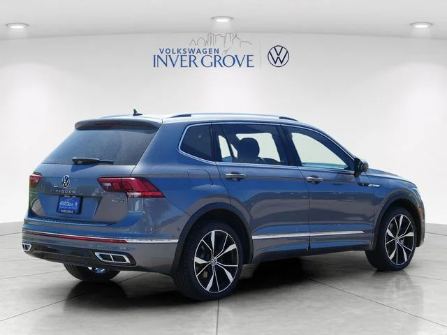 Used 2023 Platinum Gray Metallic Volkswagen 2.0T SEL R-Line image 7