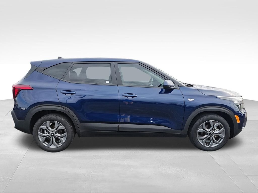 Used 2026 Blue Kia LX image 6