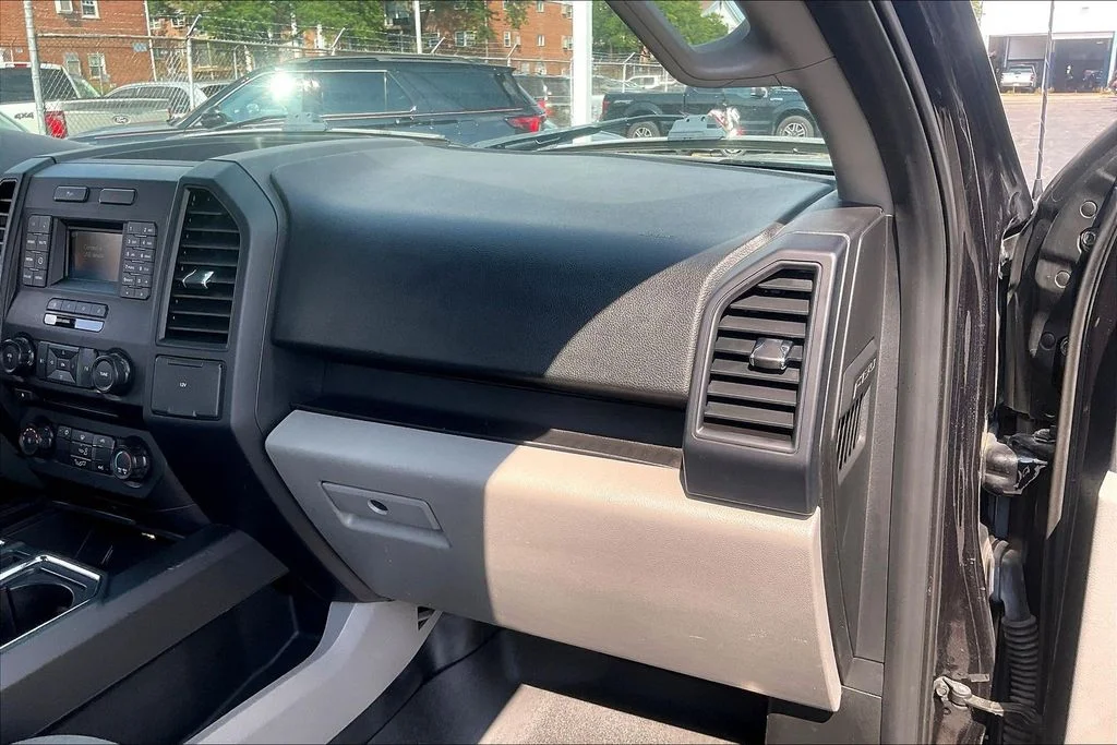 Used 2015 Black Ford XL image 15