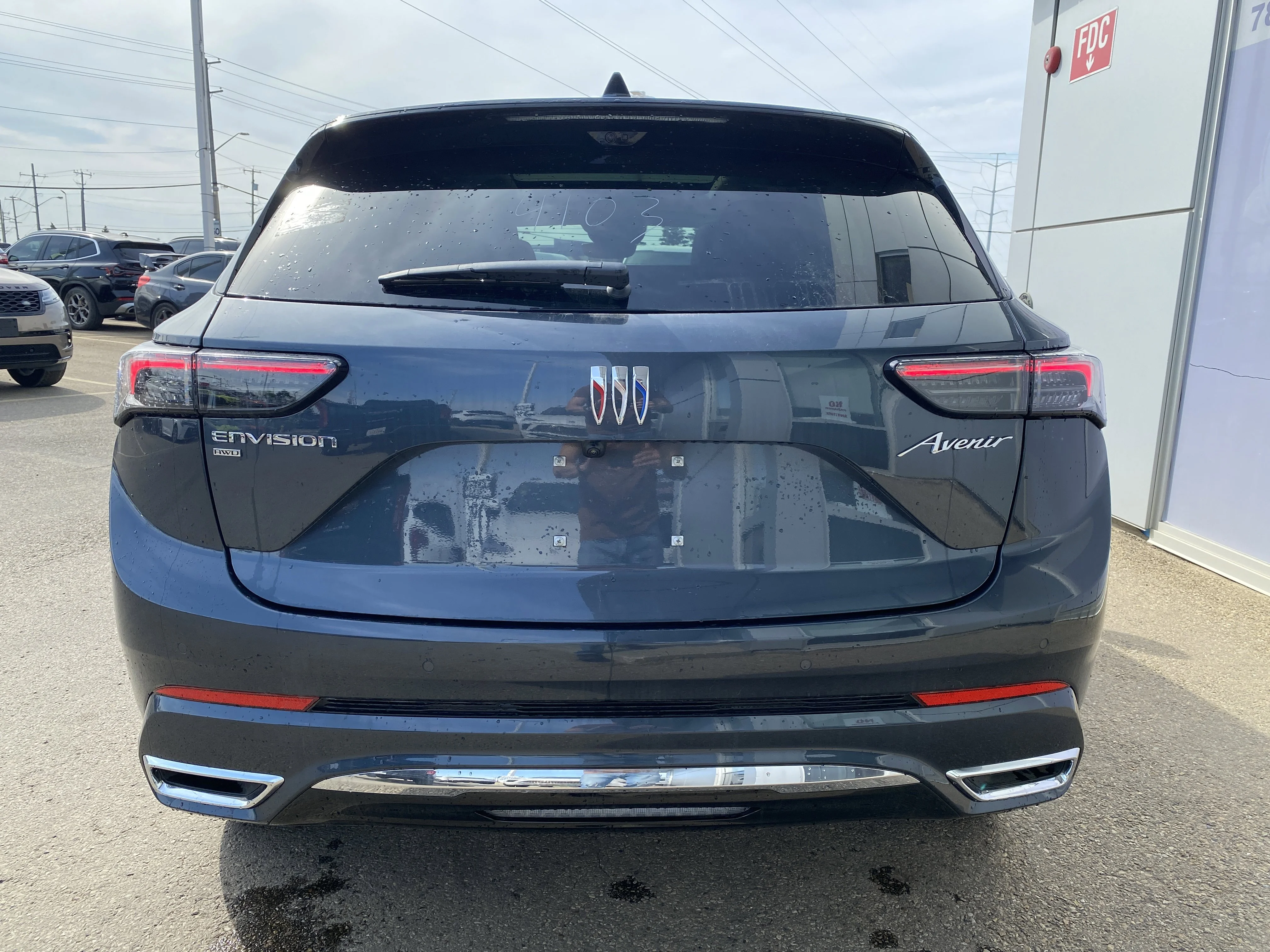 New 2026 QUARTZ BLUE METALLIC Buick Avenir image 5