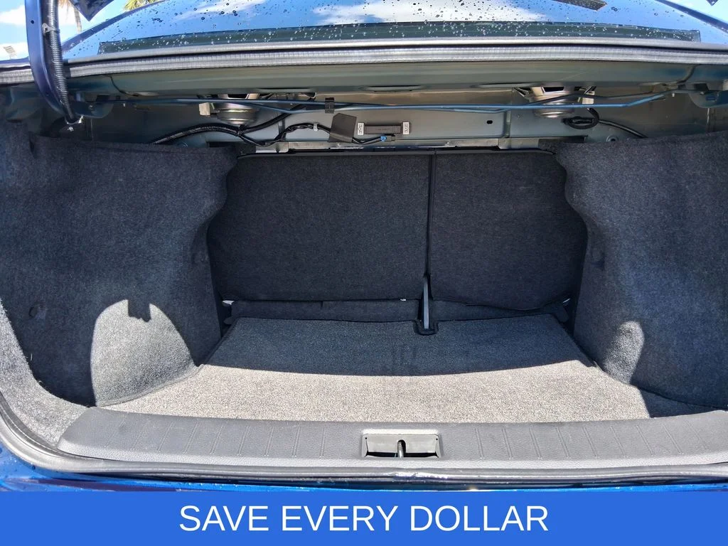 Used 2019 Blue Nissan SV image 6