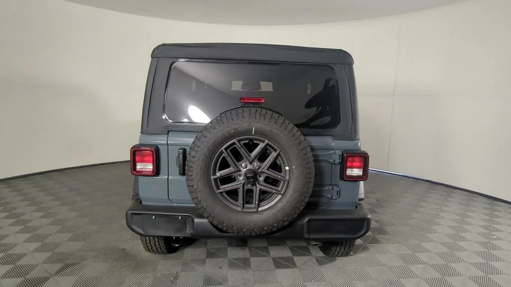New 2026 Anvil Clear-Coat Exterior Paint Jeep Sport S image 6
