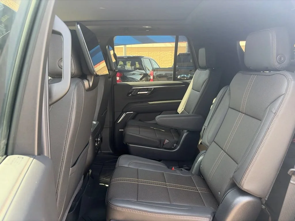 New 2026 Lakeshore Blue Metallic Chevrolet High Country image 19