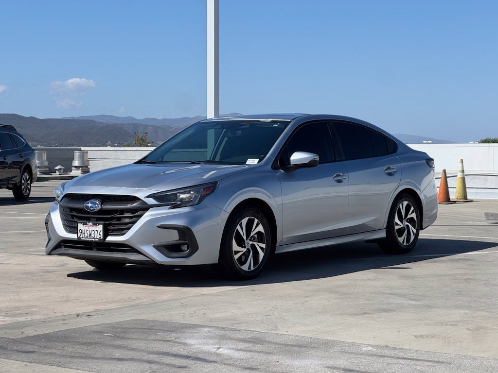 Used 2024 Ice Silver Metallic Subaru Premium image 7