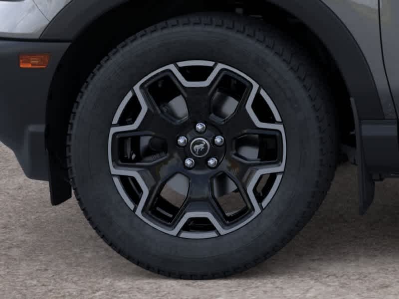 New 2025 Carbonized Gray Metallic Ford Outer Banks® image 19