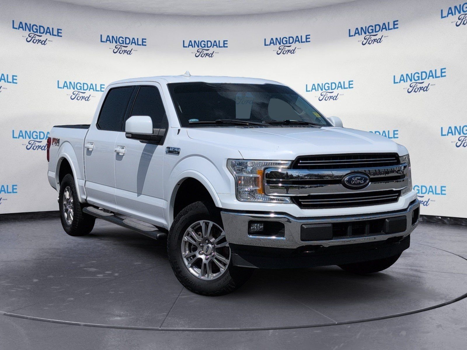 Used 2018 Oxford White Ford Lariat image 2