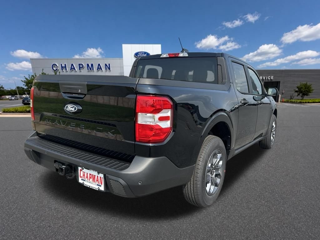 New 2026 Shadow Black Ford XLT image 5