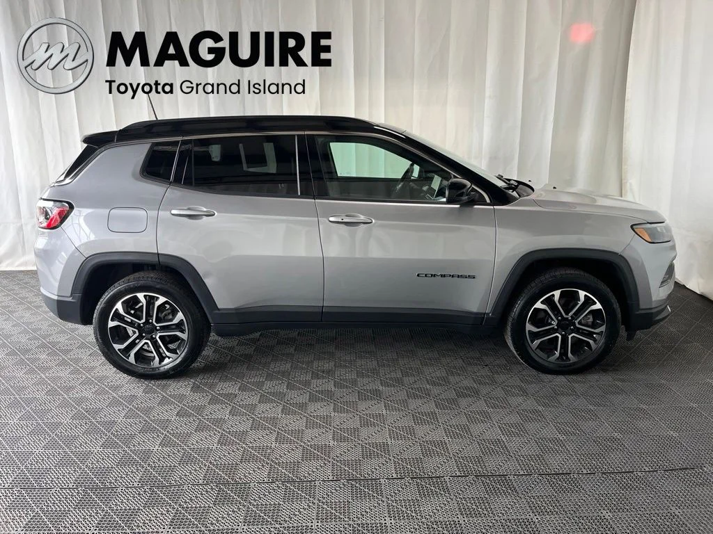 Used 2023 Silver Jeep Limited image 2