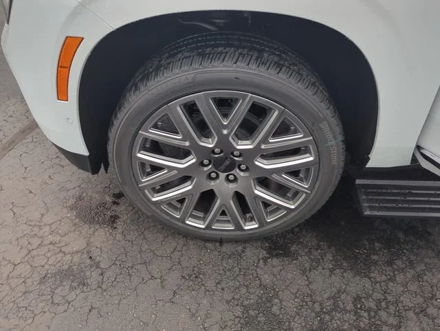 New 2026 Glacier White Tricoat GMC Denali Ultimate image 28