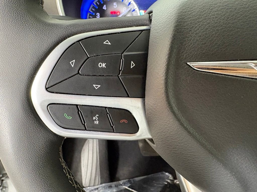 Used 2024 Silver Chrysler Touring L image 23