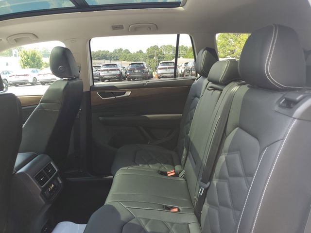 2026 Volkswagen Atlas SE w/Tech - Photo 10