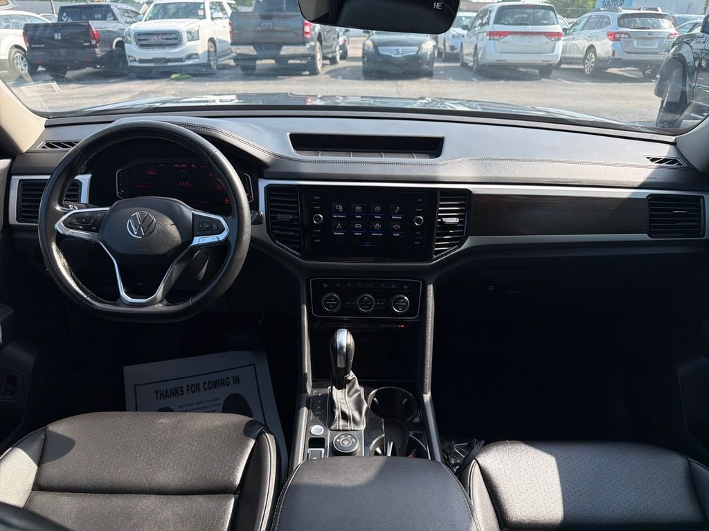 New 2026 Black Volkswagen 2.0T SE image 13