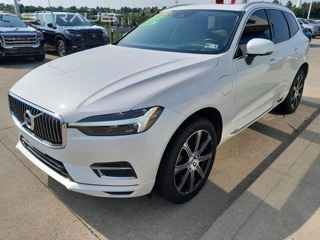Used 2021 Crystal White Metallic Volvo Inscription image 5