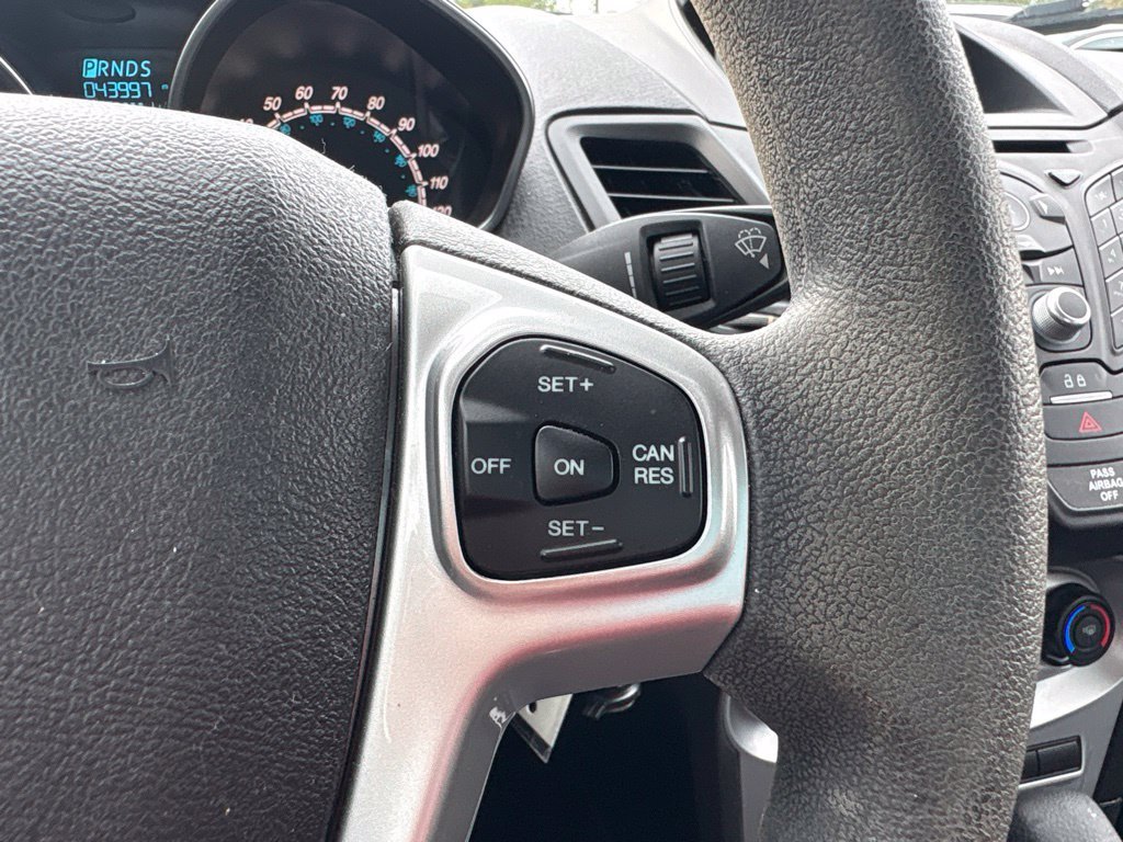 Used 2017 Gray Ford SE image 29
