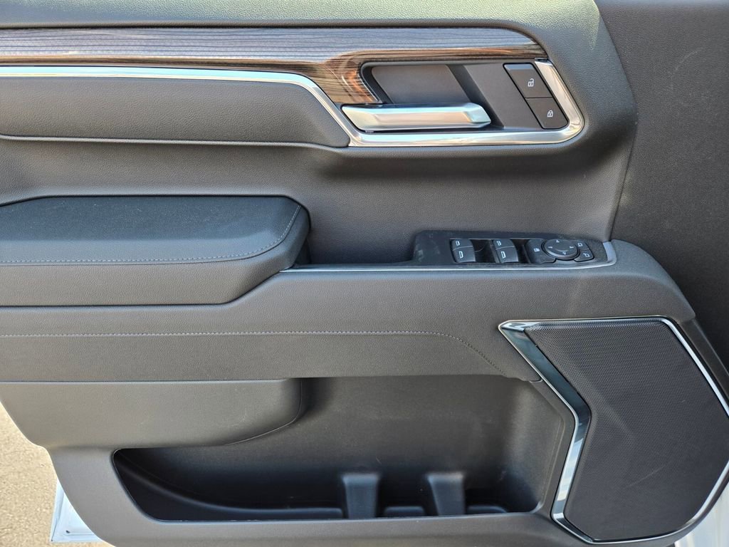 2026 Chevrolet Silverado 1500 LT Trail Boss - Photo 9