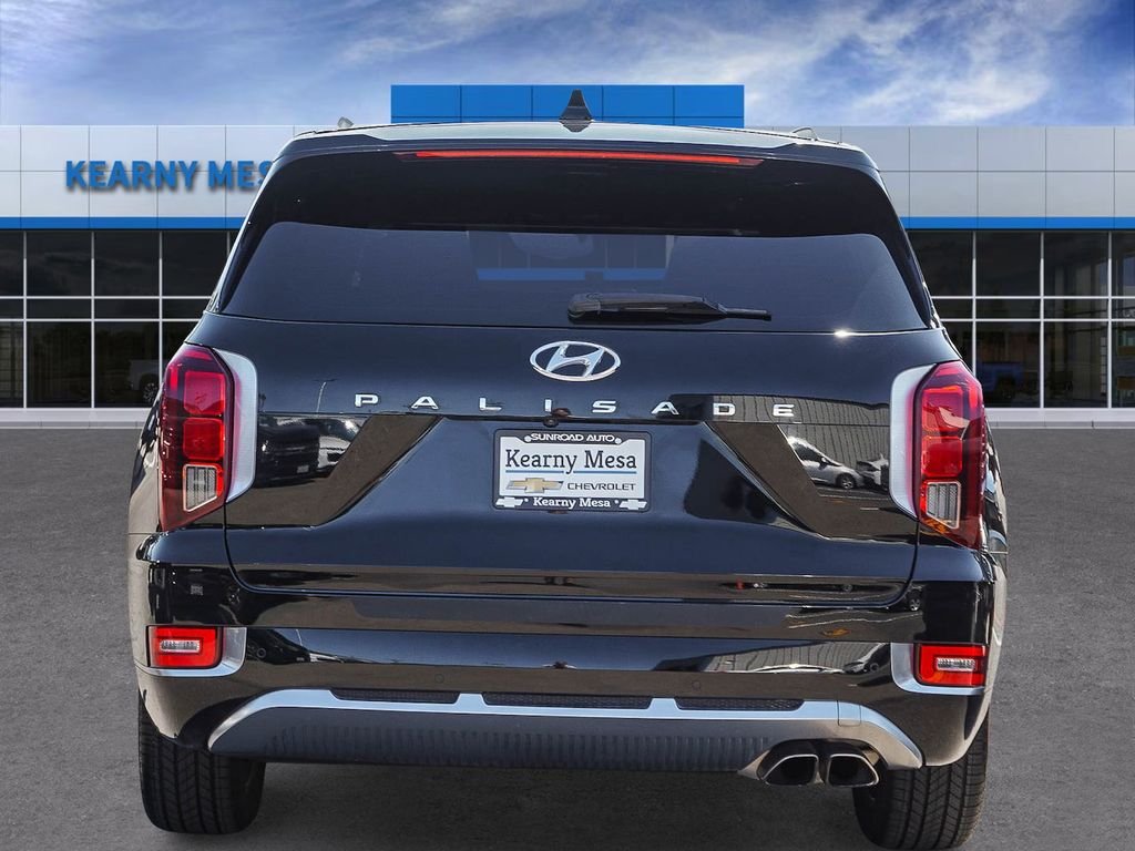 Used 2021 Black Hyundai Calligraphy image 5